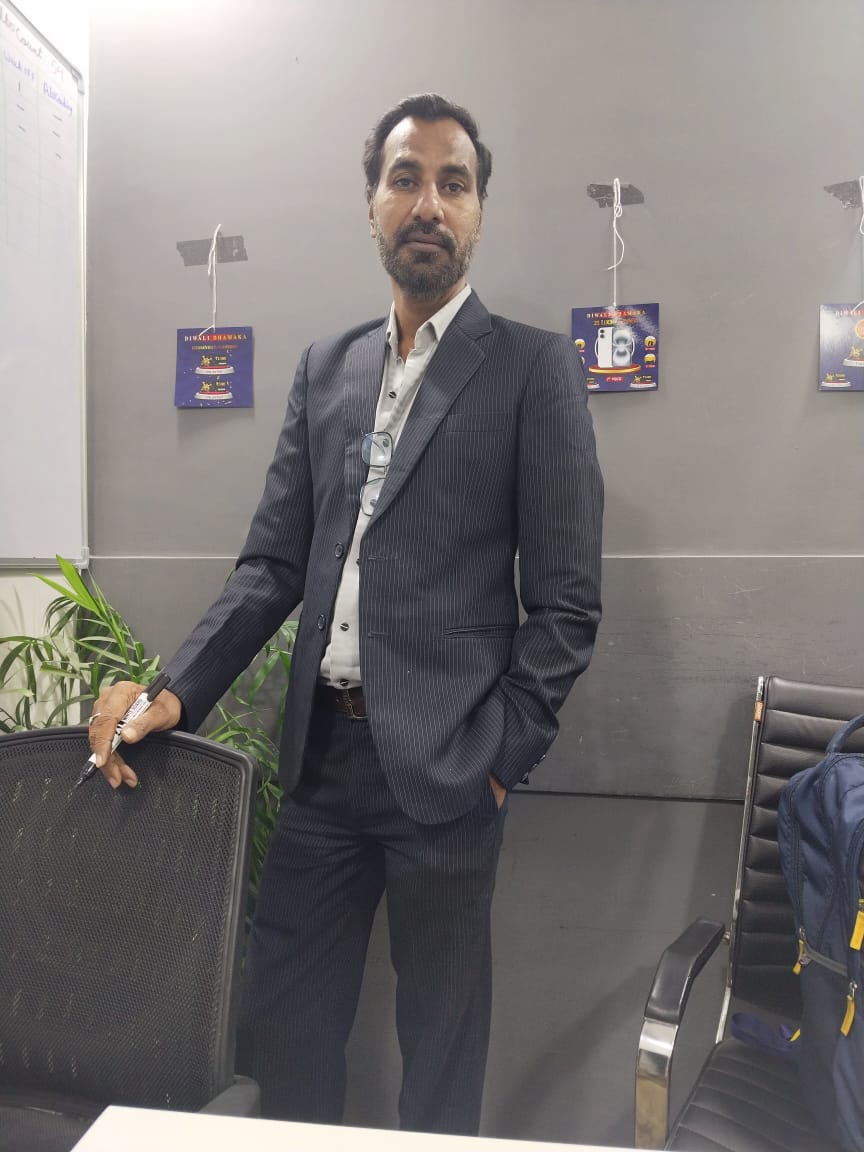 whatsapp image 2025 10 08 at 2.33.42 pm